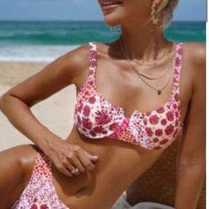 Floral print bikini top